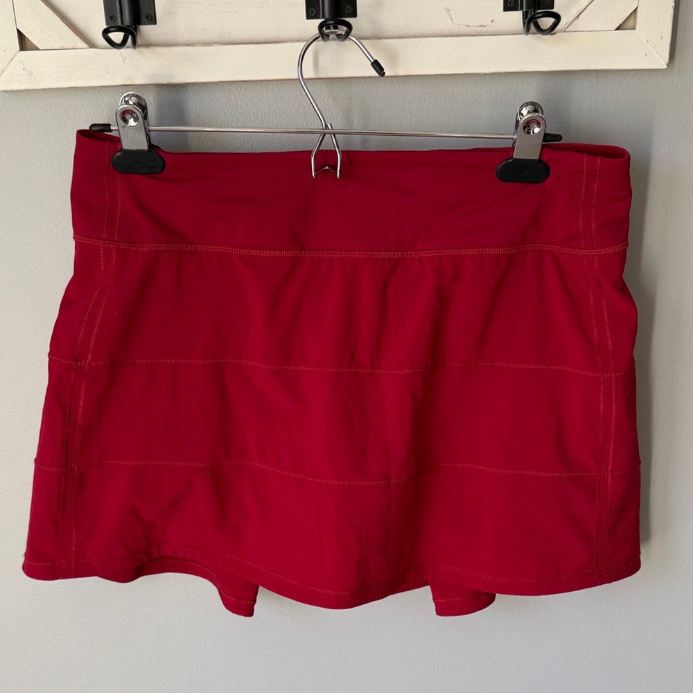 Lululemon 8 tall Women's Skort
